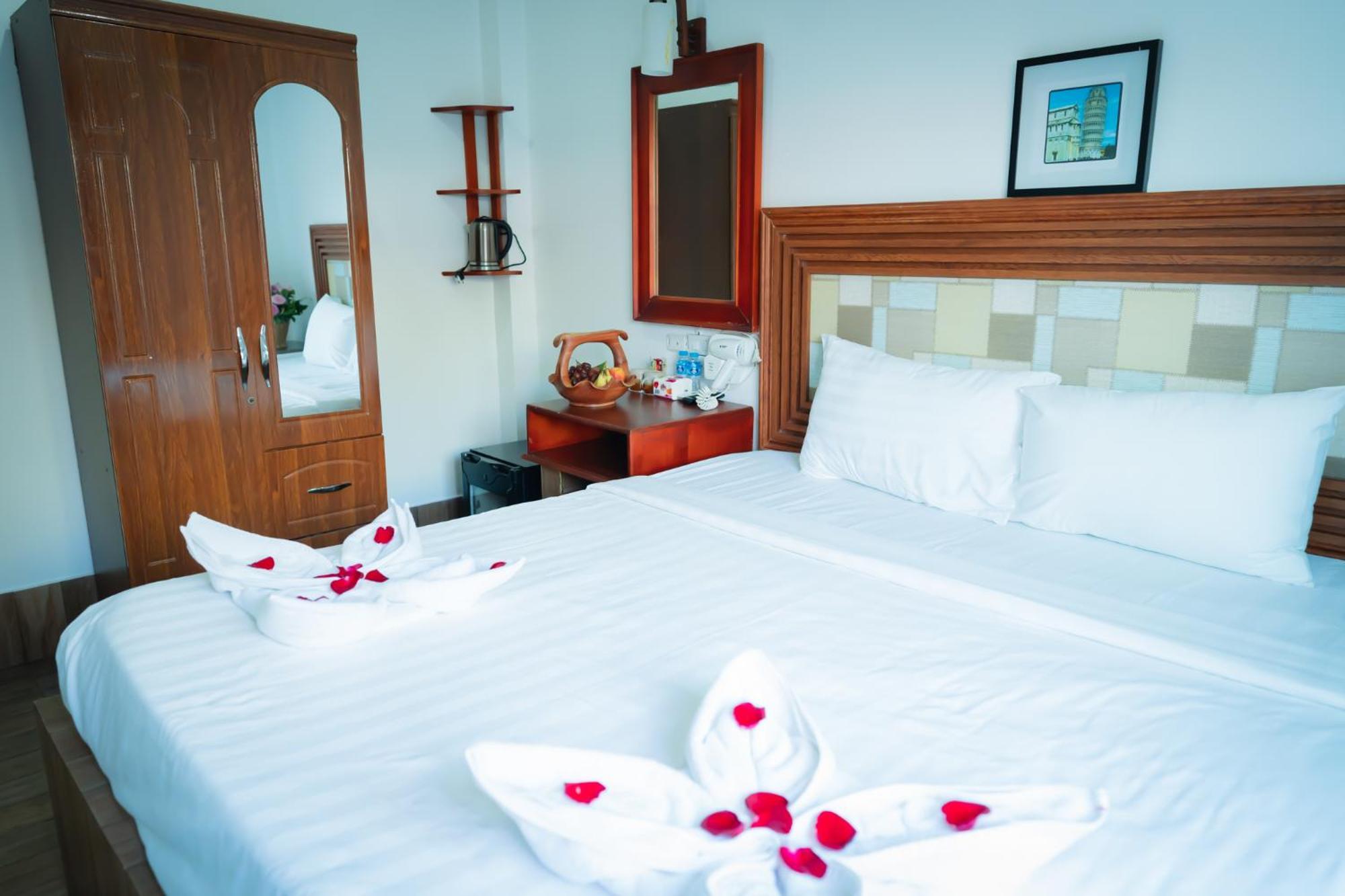 Vientiane Ruby Riverside Hotel Exterior foto